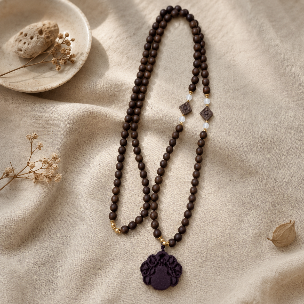 "Imperial Grace" with Fortune Lock Plaque